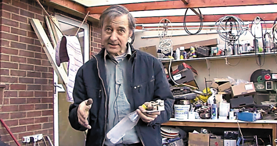 英國(guó)男子發(fā)明空氣動(dòng)力汽車 或是全球最環(huán)保(圖)