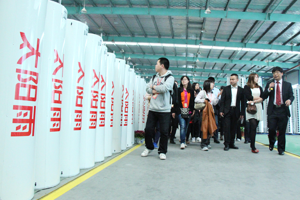 走進消費者首選品牌 40家媒體共話“太陽雨夢”