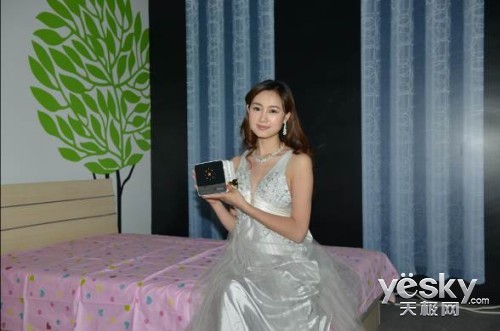 從投創(chuàng)新境 片影博大千 2013明基新品發(fā)布