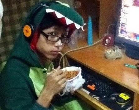 《圣斗士星矢Online》公測人滿為患 再燃80、90后戰(zhàn)火