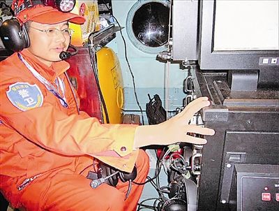 走近托舉“神十”飛天的平凡崗位