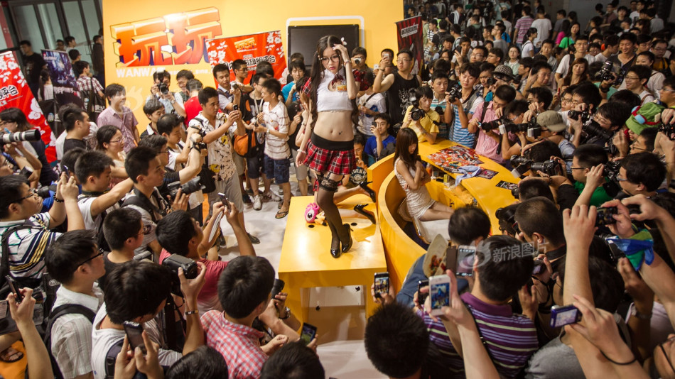 ChinaJoy宅男盛宴 女神陪你玩兒游戲[高清]