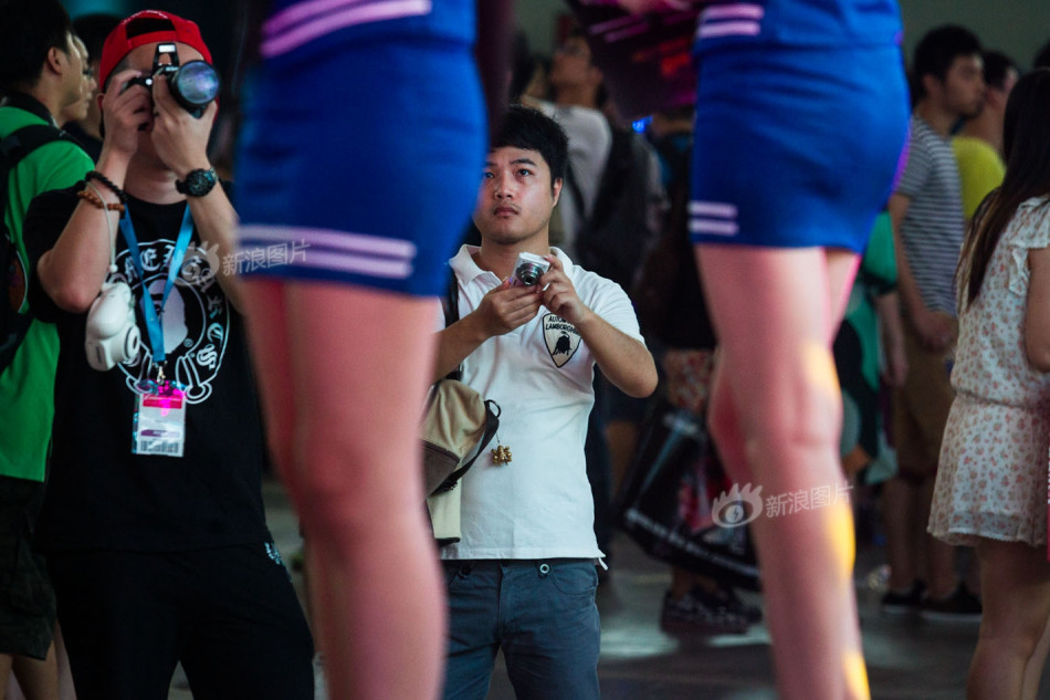 ChinaJoy宅男盛宴 女神陪你玩兒游戲[高清]