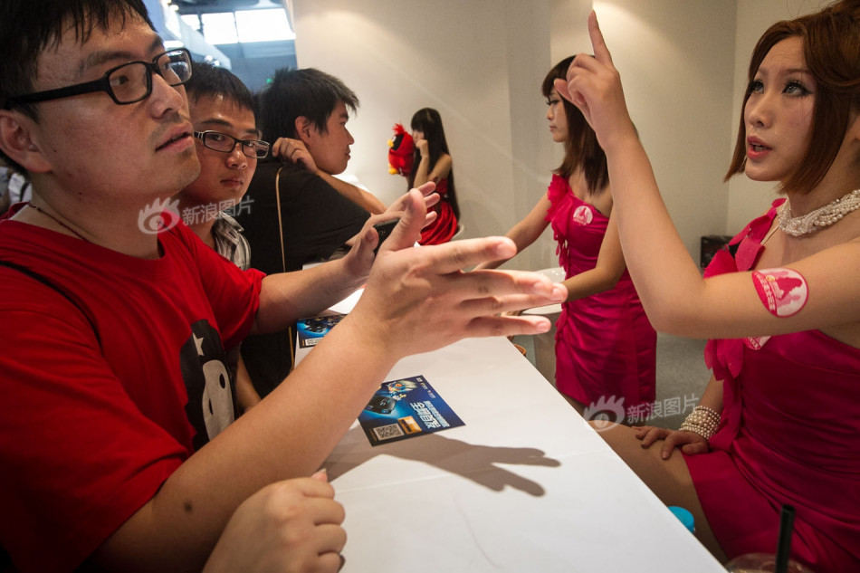 ChinaJoy宅男盛宴 女神陪你玩兒游戲[高清]