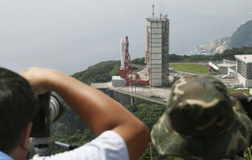 日本新型“艾普斯龍”火箭預演再次發(fā)射(圖)