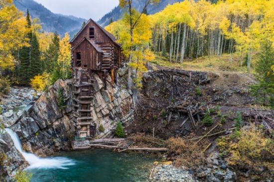 旅途中拍攝的那些“奇觀異景”(組圖)