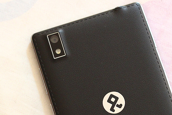 千元最薄 五寸四核 大Q旗艦機Q1測評