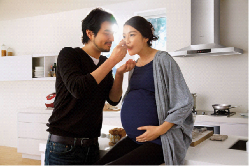 老板電器推出“2013將有愛的飯進行到底”活動