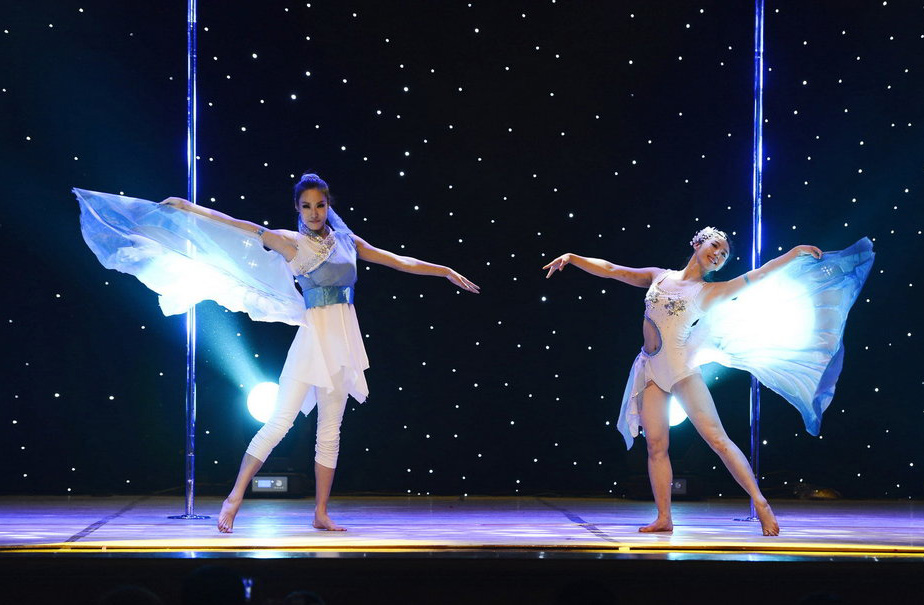 鋼管舞劇梁祝優(yōu)美驚艷 揭秘臺(tái)前幕后