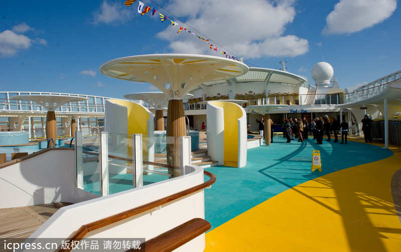 Popular luxury cruise ships in the world