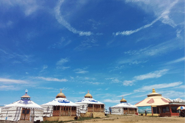 Cowboys and aliens just part of life of the prairie