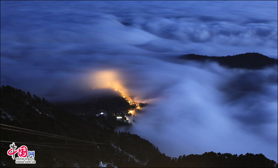 Breathtaking view of Mt. Emei in winter