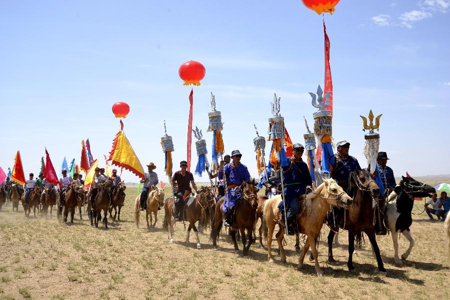 Nadam fair celebrated in Urat Middle Banner