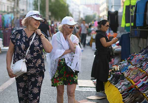 Province seeks 'migratory' seniors