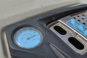 Trending: Middle-aged women fight over dance partner