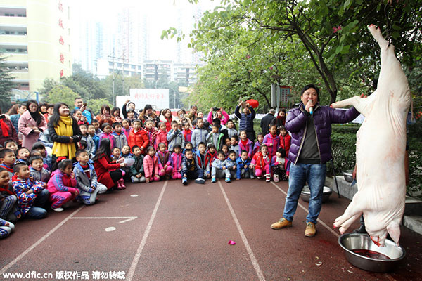 Noodle chef robots prove popular in Shanghai