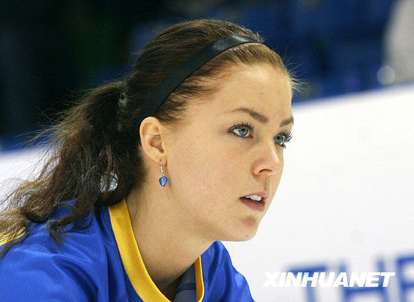 冰壺世錦賽上的美麗“風景”