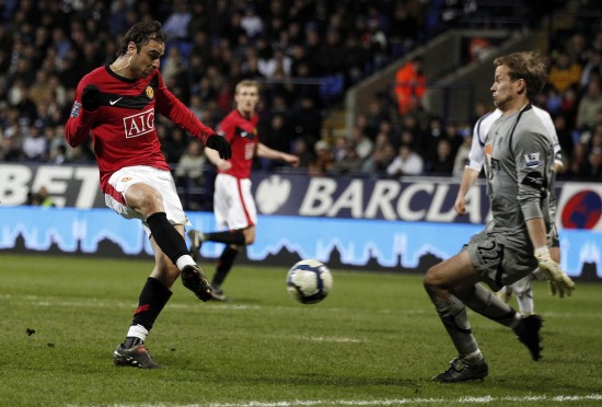 英超：貝爾巴托夫2球 曼聯(lián)4-0領(lǐng)跑1分