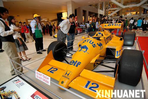 吉隆坡掀一級方程式賽車熱潮[組圖]