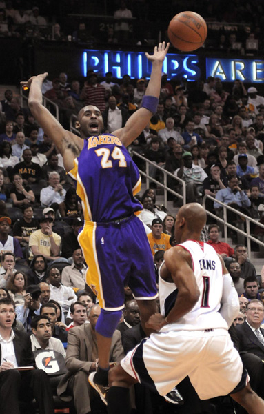 NBA：老鷹兇猛 科比28分湖人兩連敗