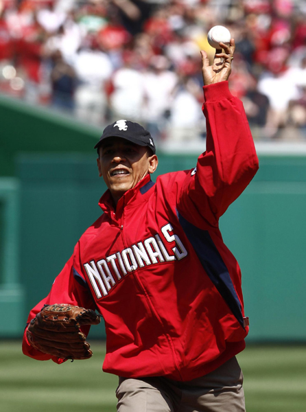 美國總統奧巴馬為職棒聯賽開球