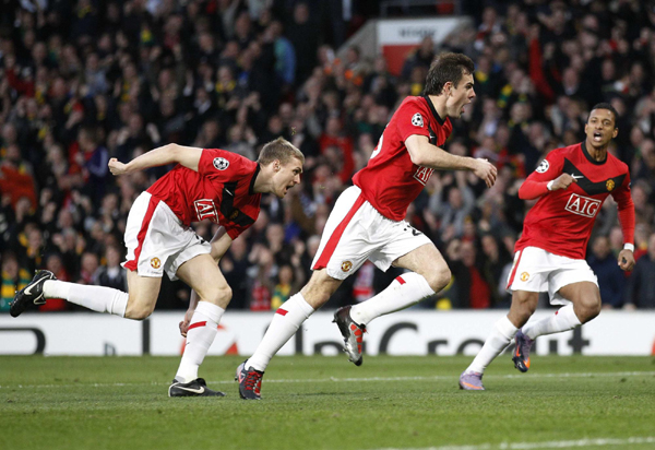 歐冠：拜仁連扳兩球 10人曼聯主場3:2出局