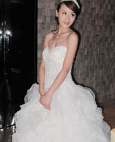 田亮葉一茜拍婚照曬甜蜜