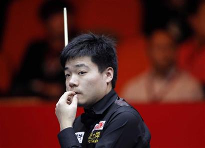 丁俊暉可愛表情定格瞬間 誰說他是撲克臉