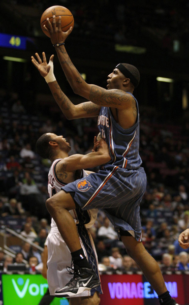 NBA：IZOD中心告別戰 籃網負山貓