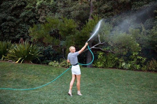 莎娃清涼居家寫真