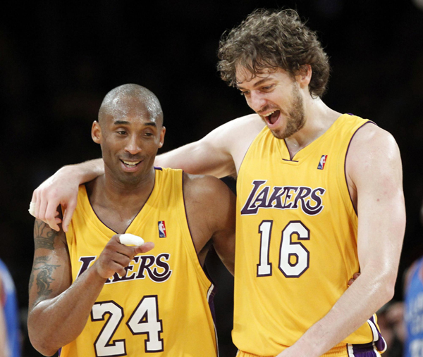 科比39分湖人險勝總分2:0 杜蘭特難救雷霆