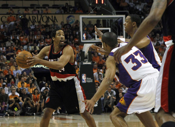 NBA：魔術率先晉級 雄鹿頂翻老鷹 太陽灼傷開拓者