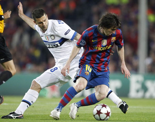 歐冠：10人國(guó)米0:1小負(fù)巴薩仍晉級(jí) 時(shí)隔38年進(jìn)決賽