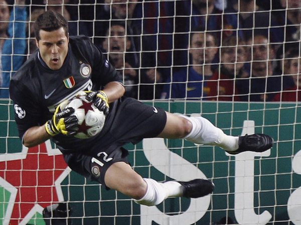 歐冠：10人國米0:1小負巴薩仍晉級 時隔38年進決賽