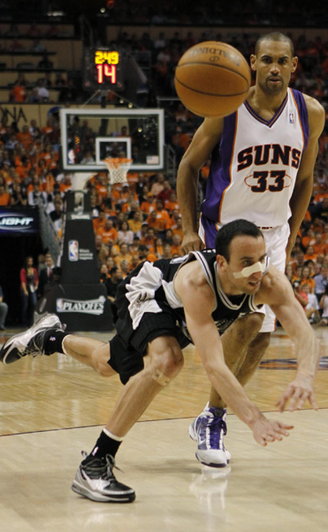 NBA：納什狂砍33分 太陽主場擊退馬刺1:0領先