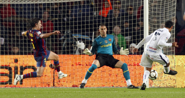 巴塞羅那雨中4:1擊退特內(nèi)里費(fèi) 取得主場10連勝