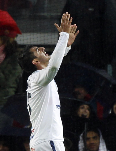 巴塞羅那雨中4:1擊退特內(nèi)里費(fèi) 取得主場10連勝