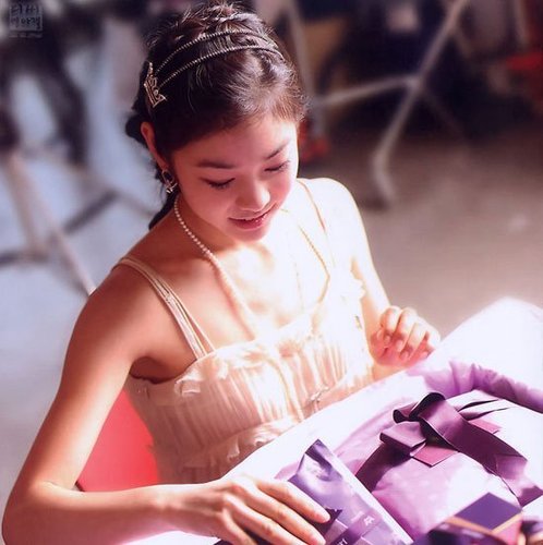 金妍兒甜美寫真