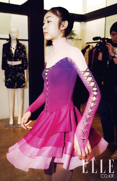 金妍兒穿“中國風”