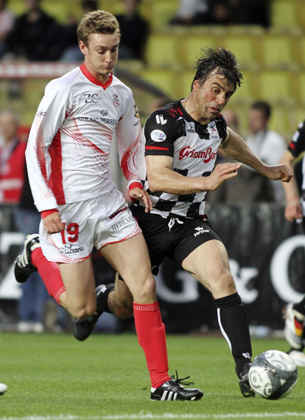 F1明星車手參加足球慈善賽 籌款幫助世界兒童