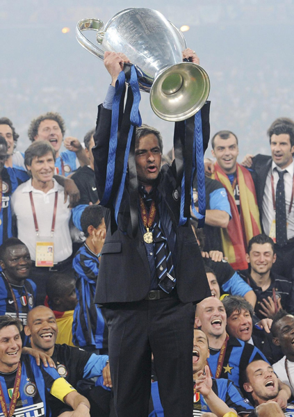 歐冠：米利托梅開二度 國米擒拜仁奪三冠王