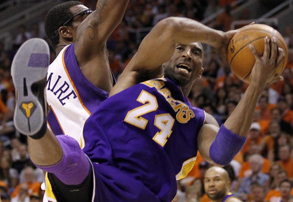 NBA：科比36分難救湖人 斯塔德邁爾42分太陽奏凱