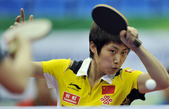 世乒賽：中國(guó)男女隊(duì)輕松三連勝