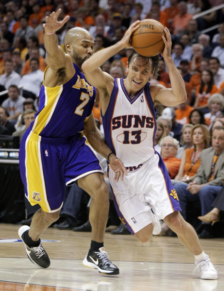 NBA：替補(bǔ)發(fā)威貢獻(xiàn)54分 太陽勝湖人扳成2:2