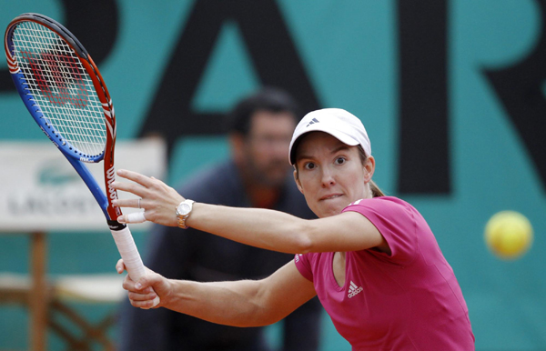 法網(wǎng)：海寧爆冷出局無(wú)緣戰(zhàn)小威 納達(dá)爾橫掃晉級(jí)