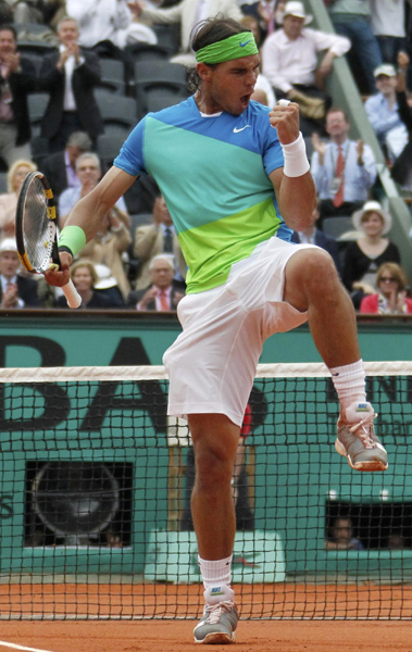 法網：納達爾直落三盤輕取索德林 五捧火槍手杯