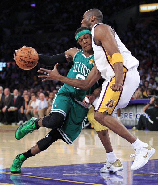 NBA：雷•阿倫三分破紀錄 綠衫軍苦勝湖人扳平總分