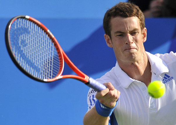 女王杯：穆雷攜羅迪克晉級 孟菲爾斯不敵舒特勒