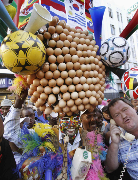 瘋狂球迷“雞蛋男”