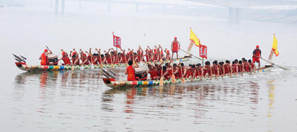 迎端午 瀏陽河上賽龍舟